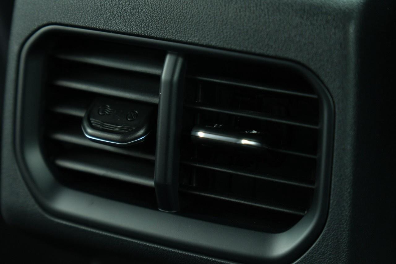2026 Kia K4 Hatchback EX FWD Photo