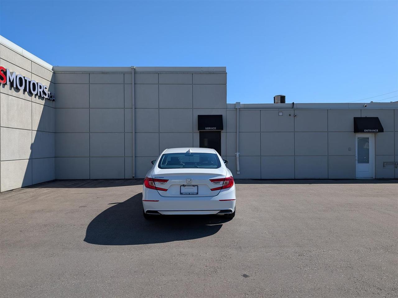 2018 Honda Accord EX-L - SUNROOF - LEATHER - TECH FEATS Photo3