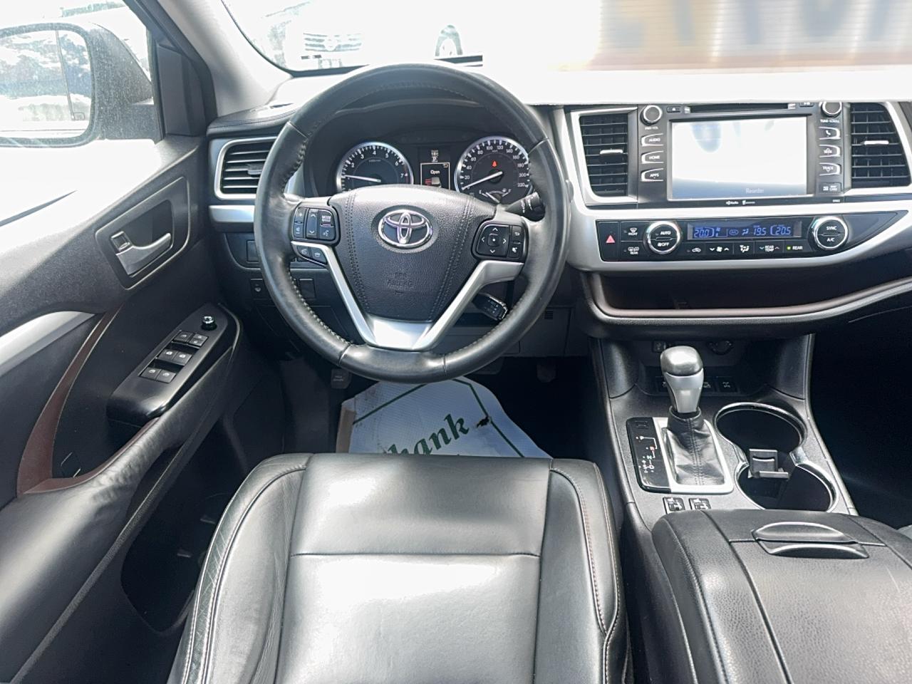 2015 Toyota Highlander XLE Photo
