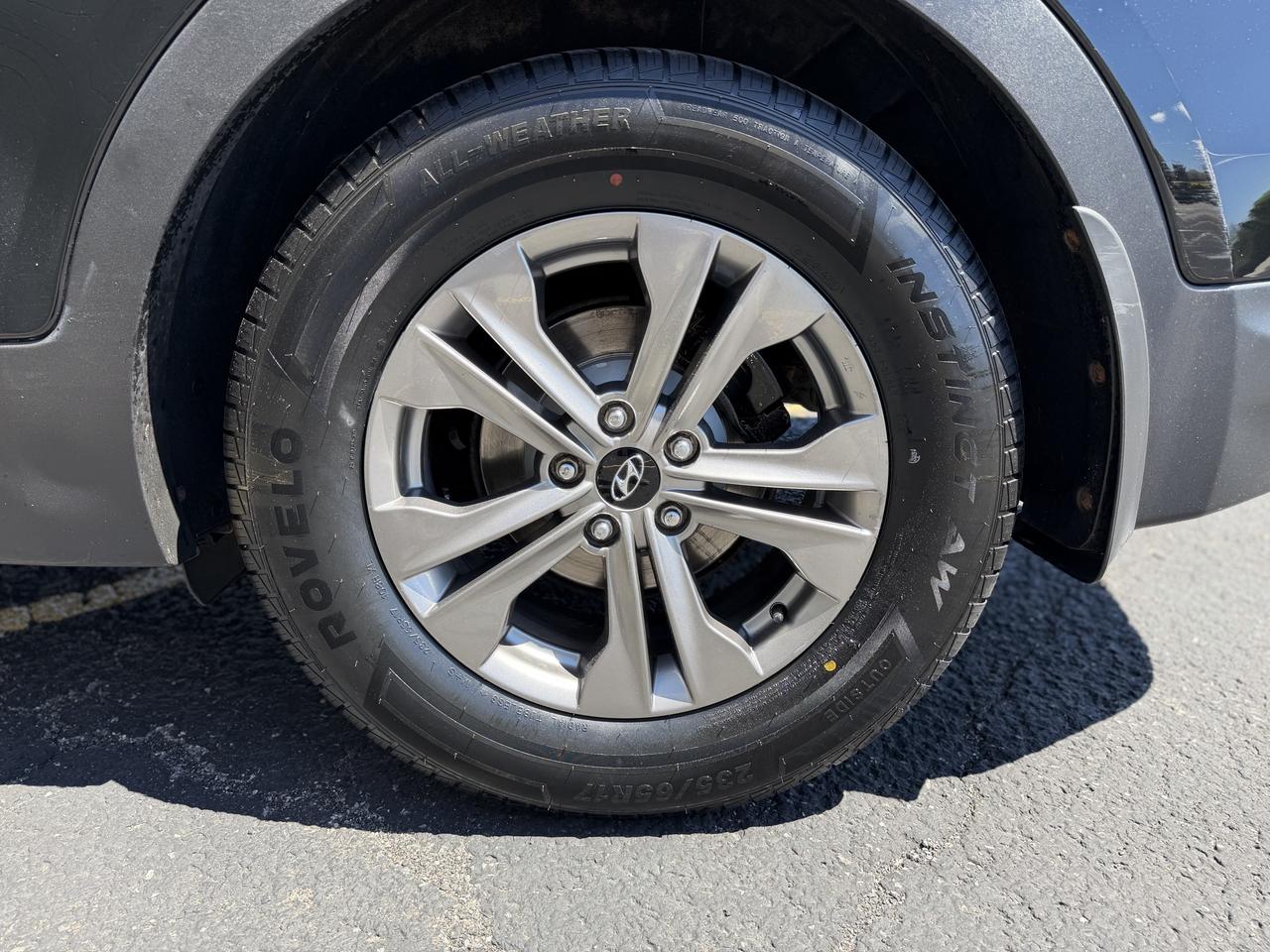 2016 Hyundai Santa Fe Sport Luxury Photo