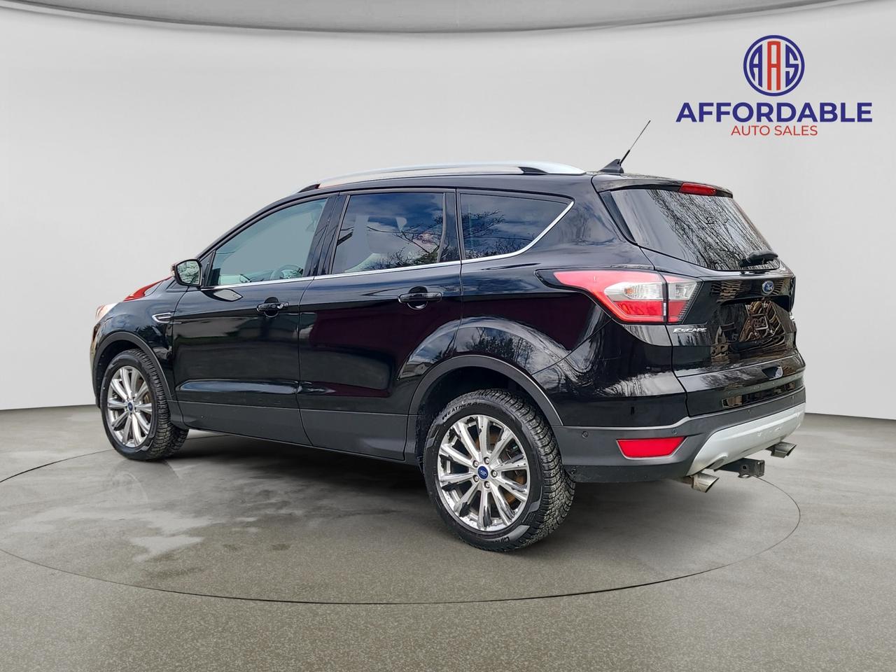 2018 Ford Escape Titanium Photo