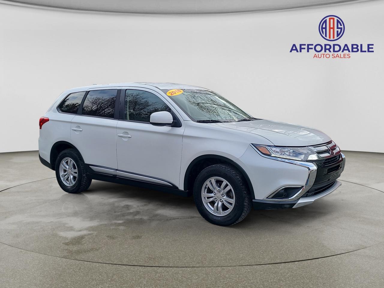 2018 Mitsubishi Outlander ES - Photo #7