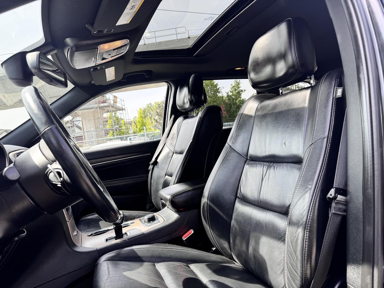 2015 Jeep Grand Cherokee Limited FINANCING AVAILABLE Photo9
