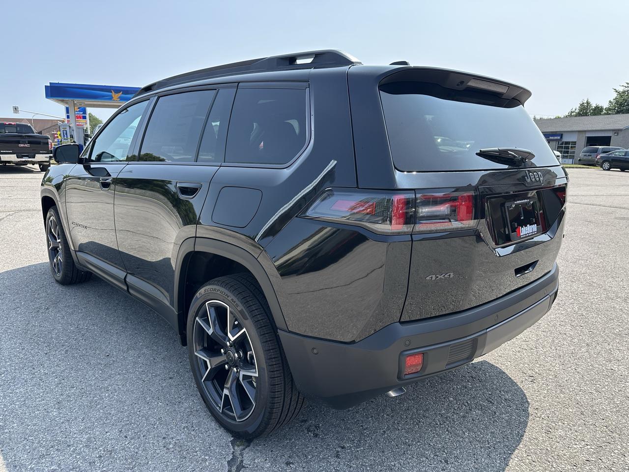 2026 Jeep Cherokee OVERLAND Photo