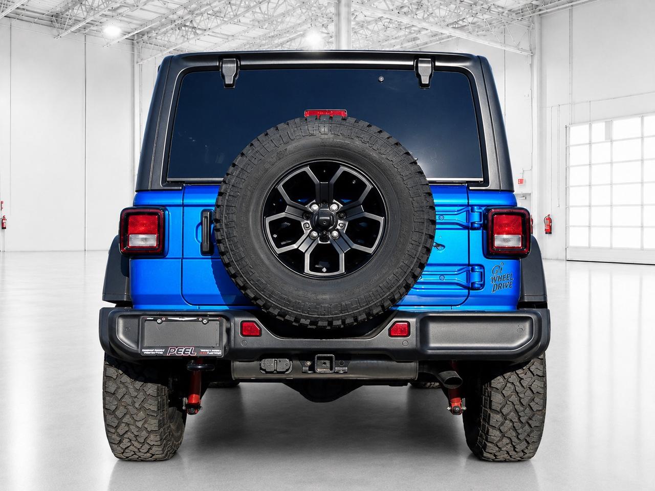 2026 Jeep Wrangler WILLYS 4X4 | Hardtop | Conv Grp | 3.6L V6 4X4 Photo3