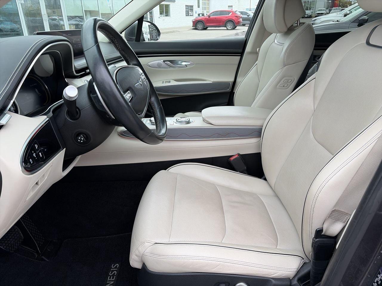 2022 Genesis GV70 Advanced AWD PREMIUM DRIVE | LEATHER SEATS | SUNRO Photo
