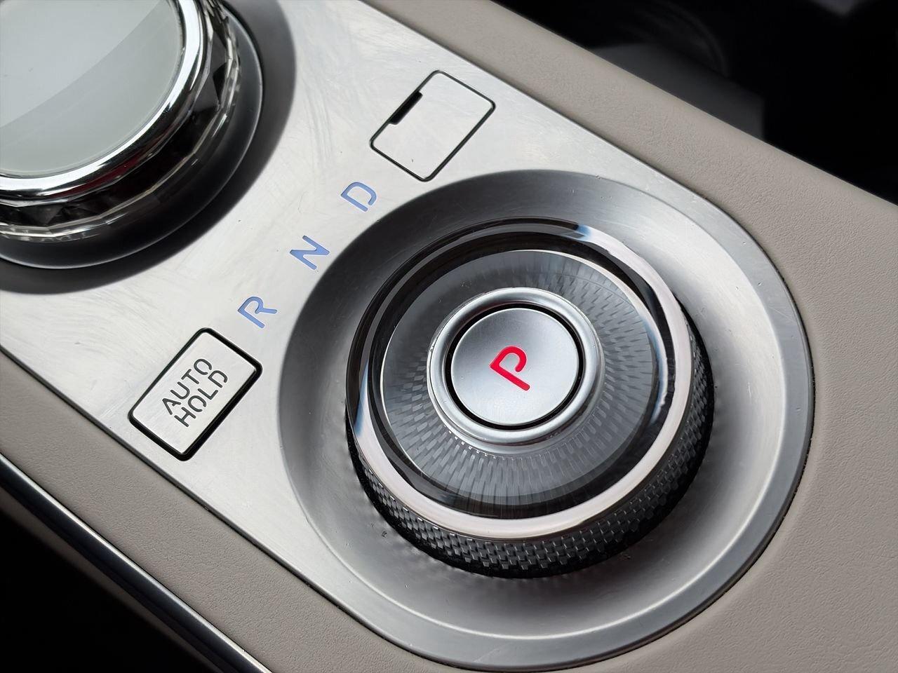 2022 Genesis GV70 Advanced AWD PREMIUM DRIVE | LEATHER SEATS | SUNRO Photo