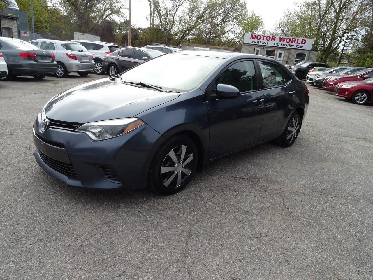 2015 Toyota Corolla LE Photo