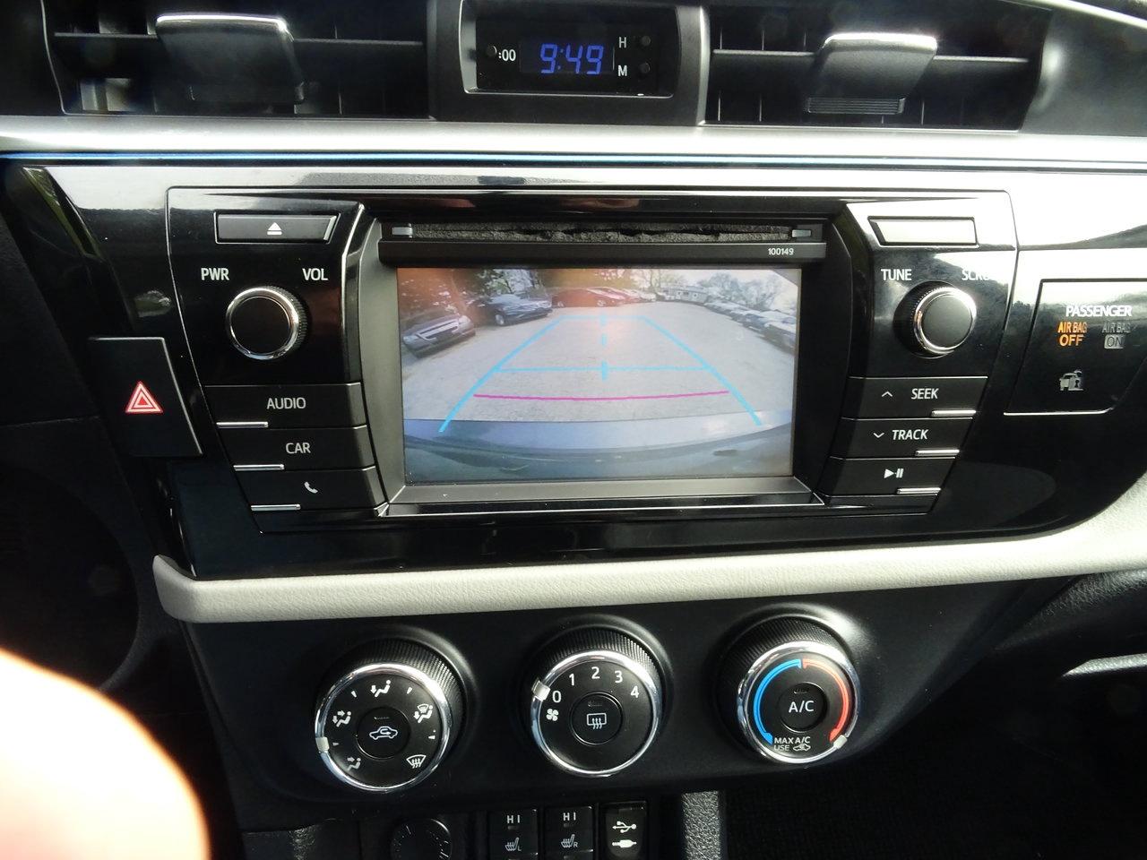 2015 Toyota Corolla LE Photo