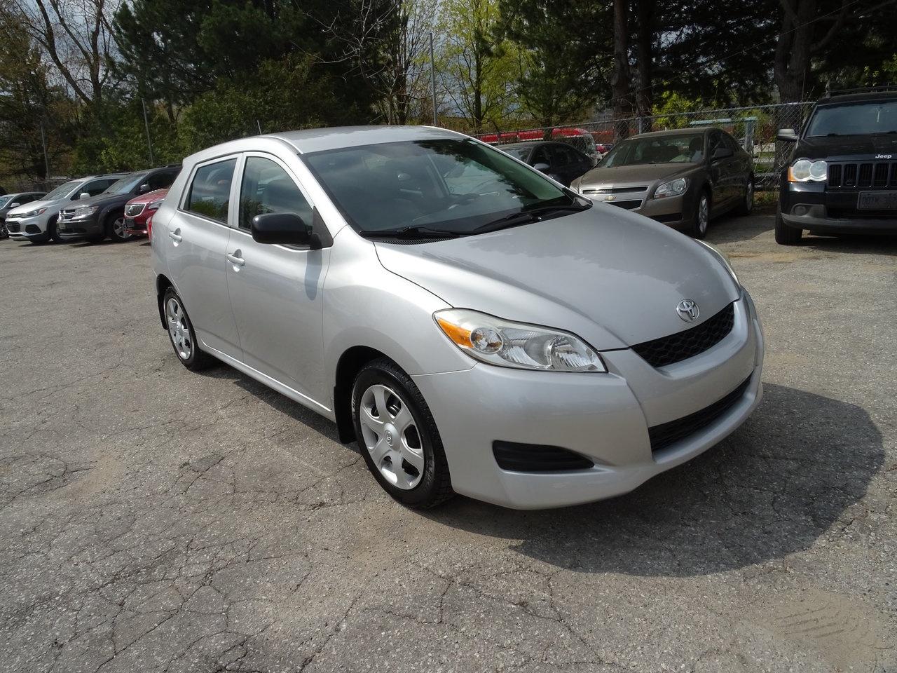 2009 Toyota Matrix BASE Photo
