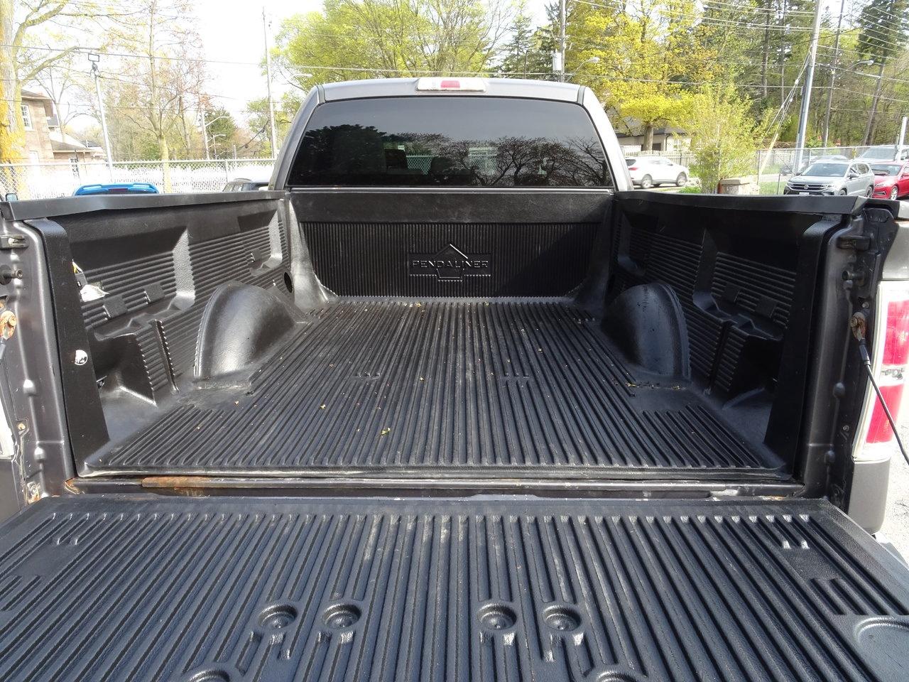 2013 Ford F-150 XLT Photo