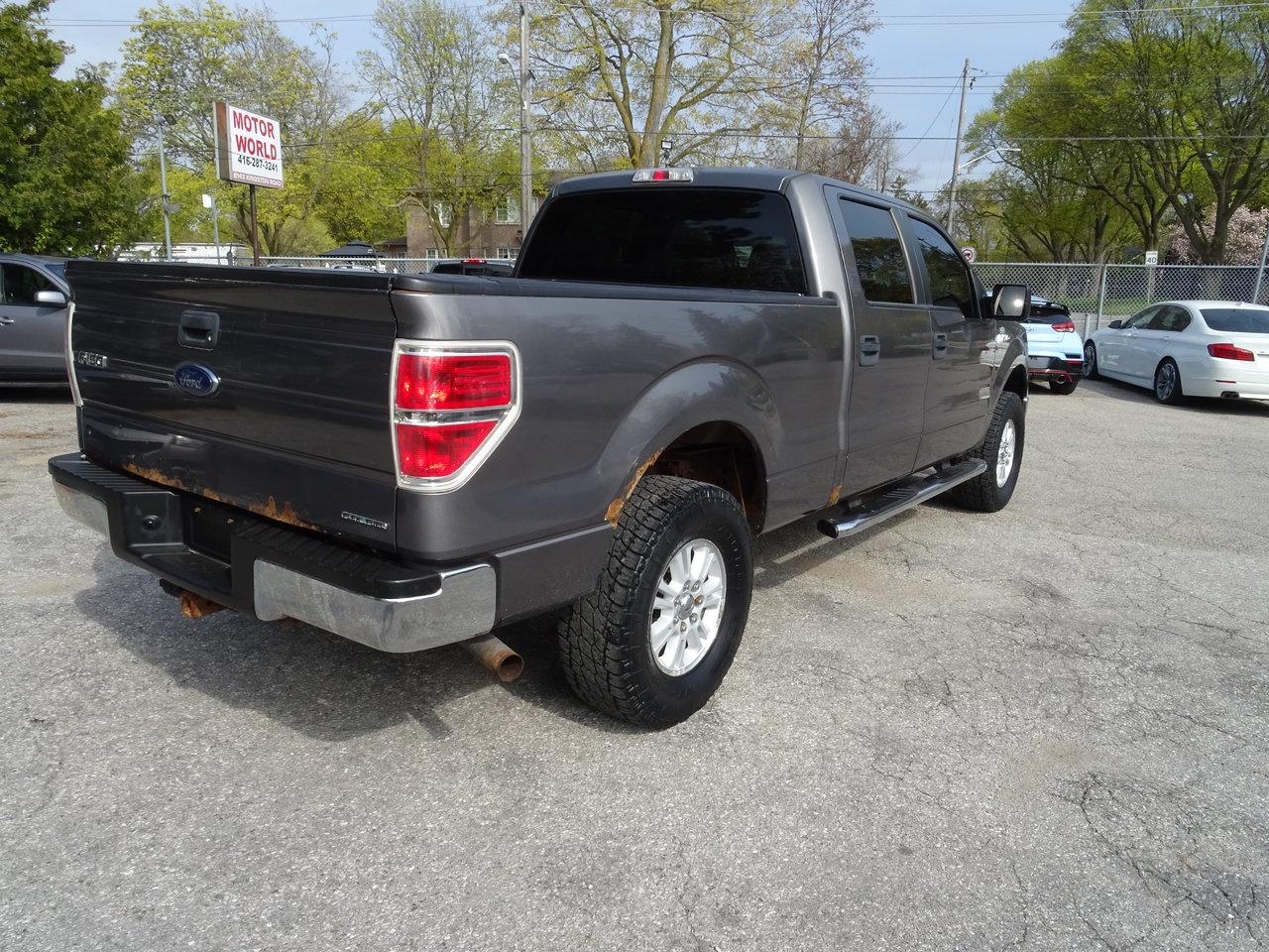 2013 Ford F-150 XLT Photo