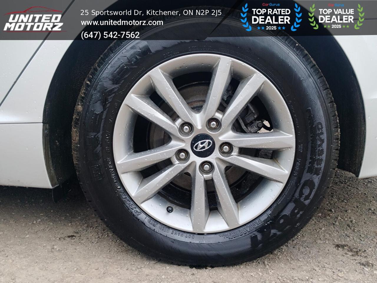 2015 Hyundai Sonata SE~SAFETY CERTIFIED~ 33 SERVICE RECORDS~ Low Kms~ Photo