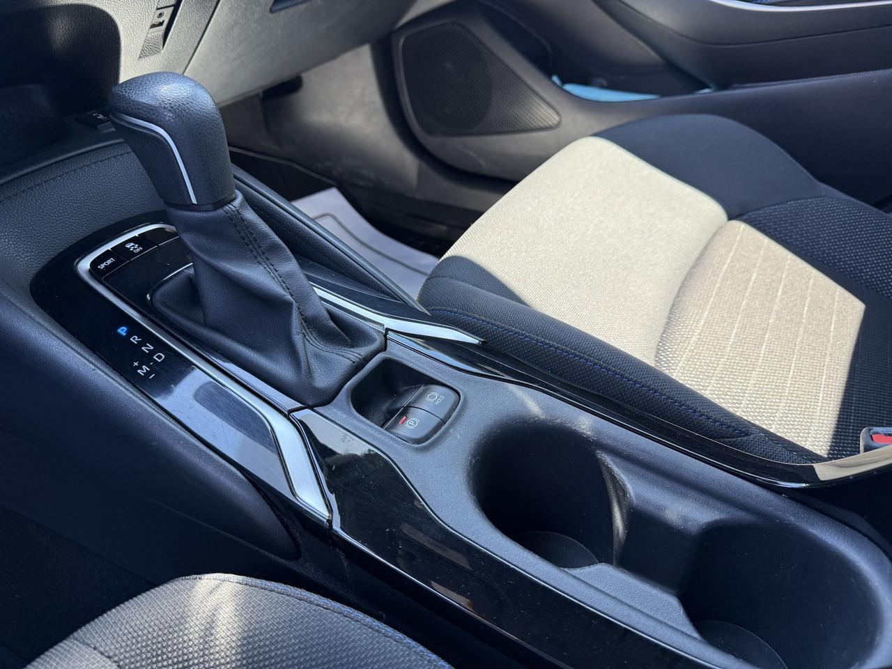 2020 Toyota Corolla SE Photo