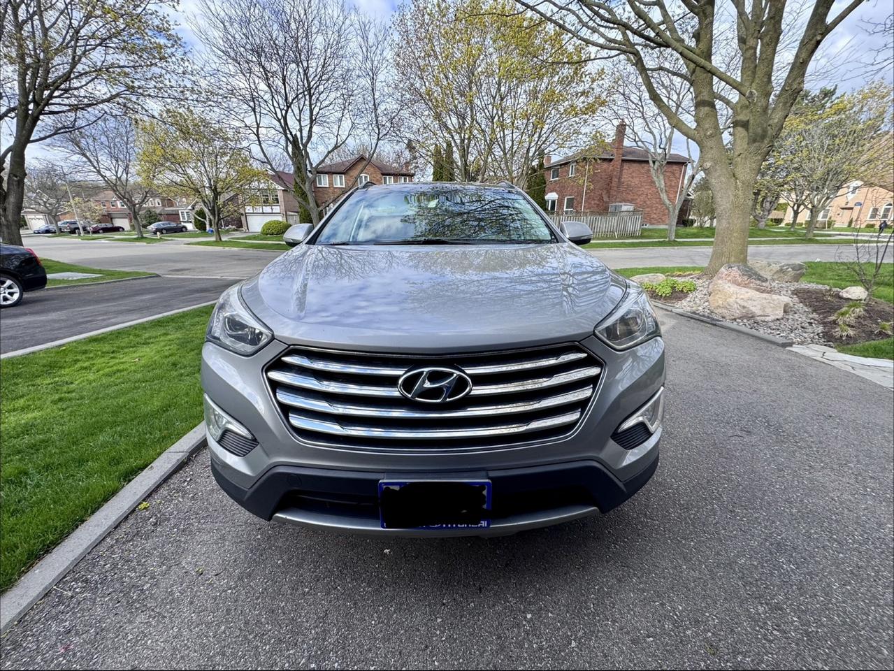 2016 Hyundai Santa Fe XL Limited Adventure Edition Photo