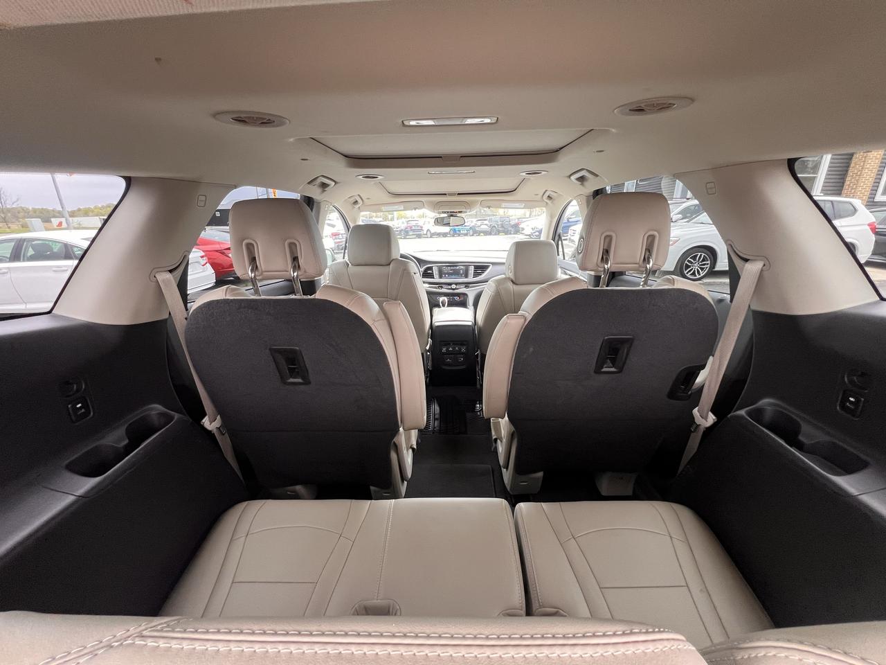 2018 Buick Enclave Essence Photo