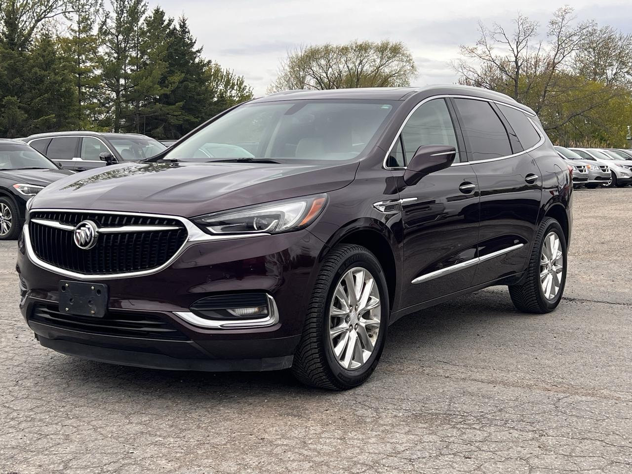 2018 Buick Enclave Essence Photo