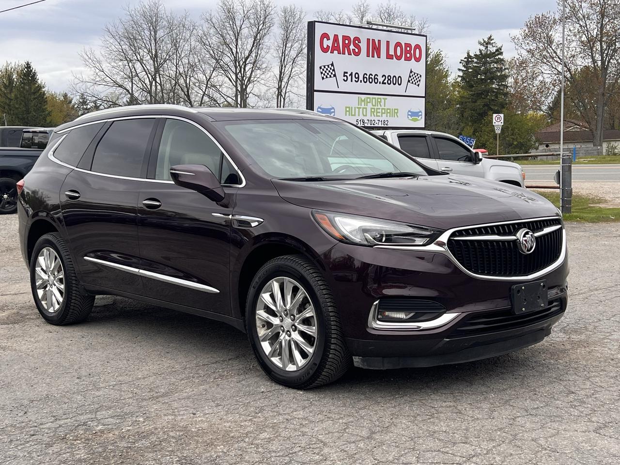 2018 Buick Enclave Essence Photo0