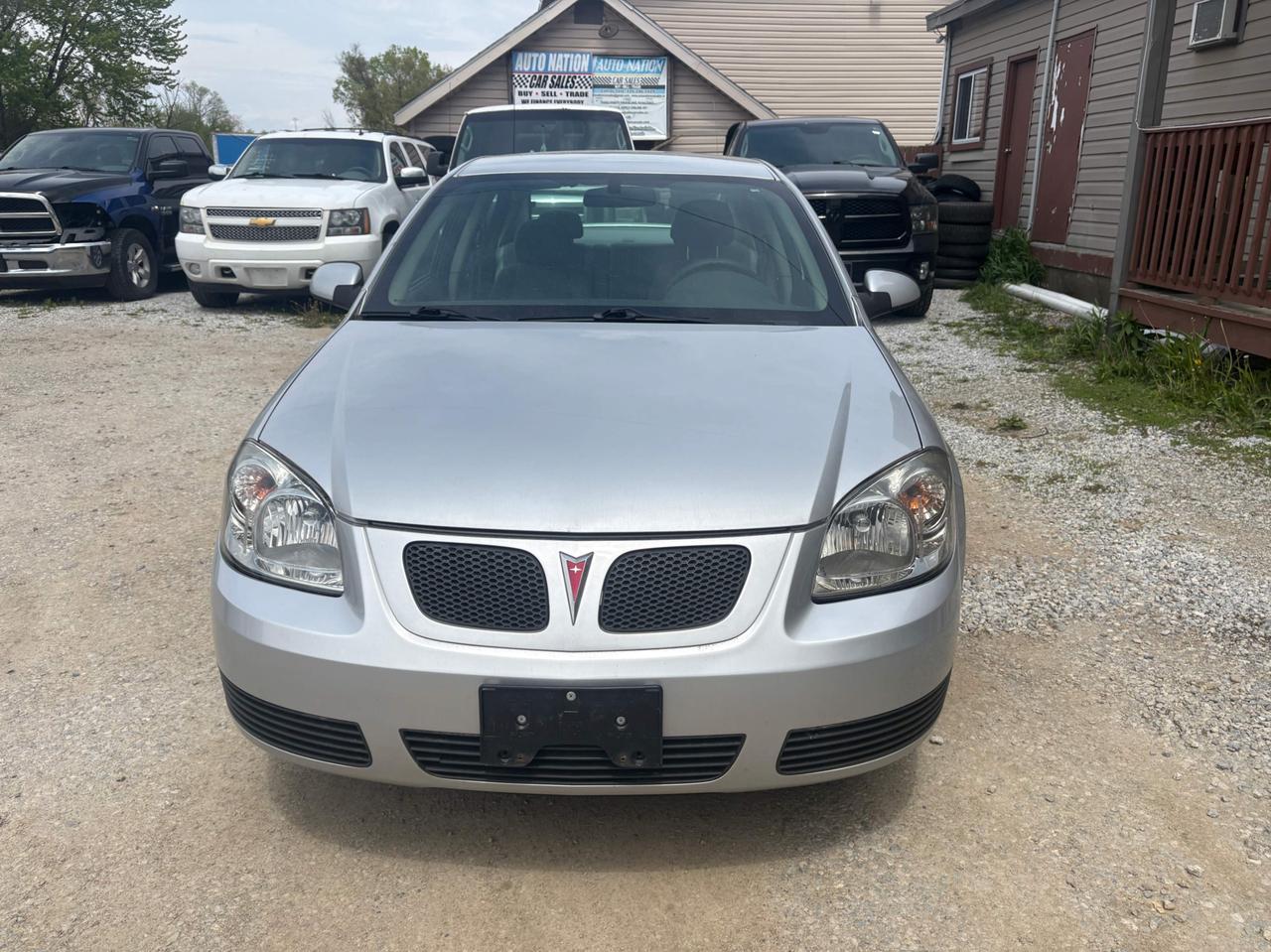 2007 Pontiac G5 SE - ONE OWNER • CLEAN CARFAX, Safety Included and 1-Year Powertrain Warranty Photo