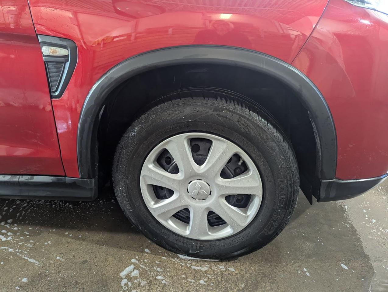 2022 Mitsubishi RVR ES AWC SPORTY LOOKING SUV!! Photo