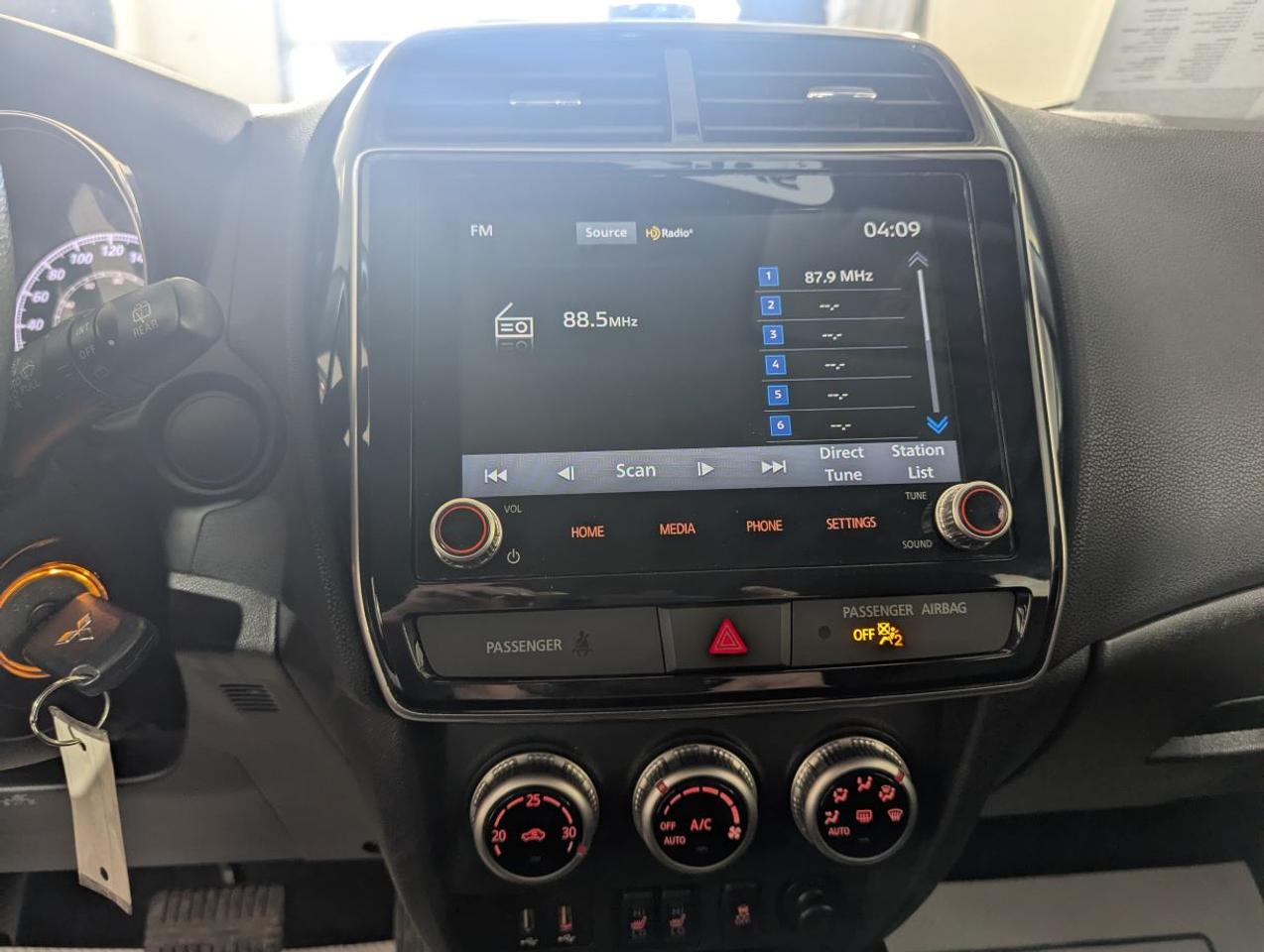 2022 Mitsubishi RVR ES AWC SPORTY LOOKING SUV!! Photo