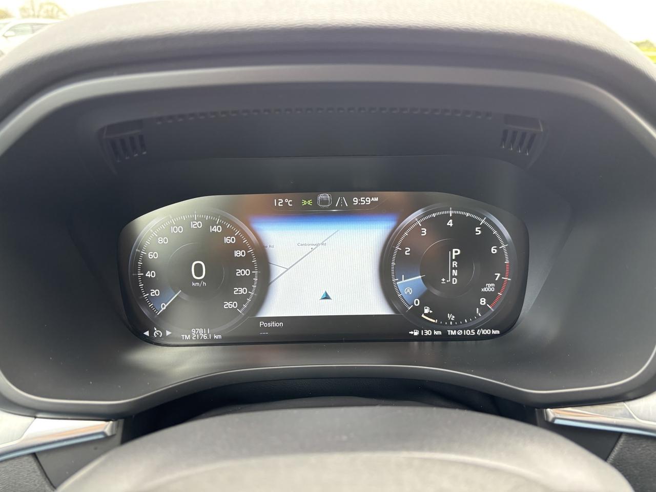 2019 Volvo XC60 Momentum ~LEATHER~CLEAR CARFAX~PANO ROOF~ Photo