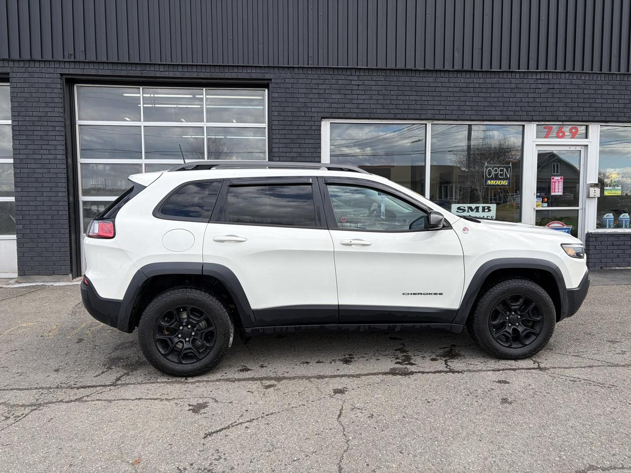 2019 Jeep Cherokee Trailhawk 4WD