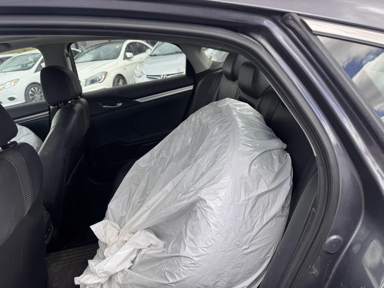 2019 Honda Civic Touring Photo