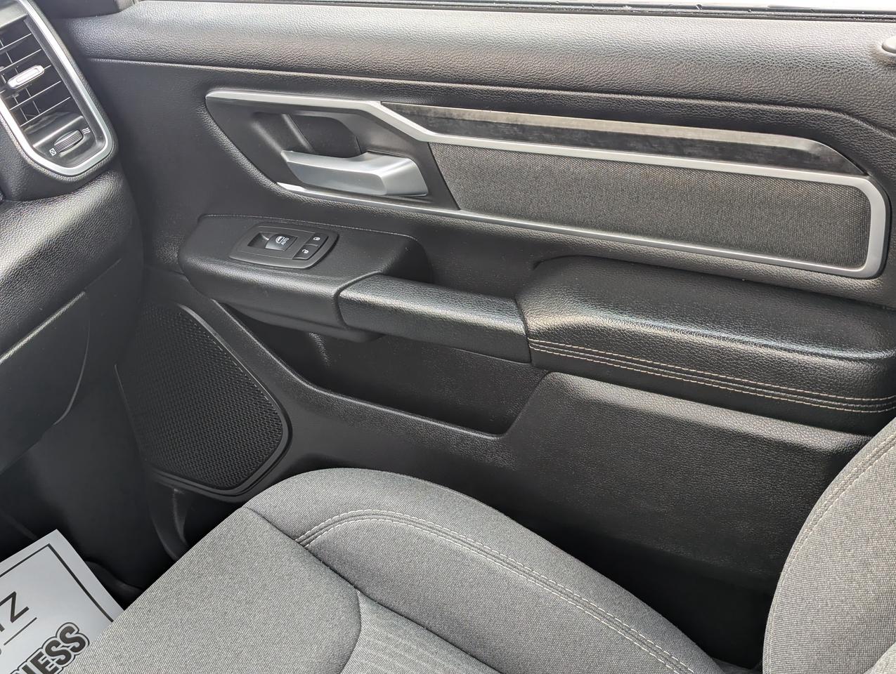 2021 RAM 1500 Big Horn/Crew Cab/Auto4X4/Hemi Photo