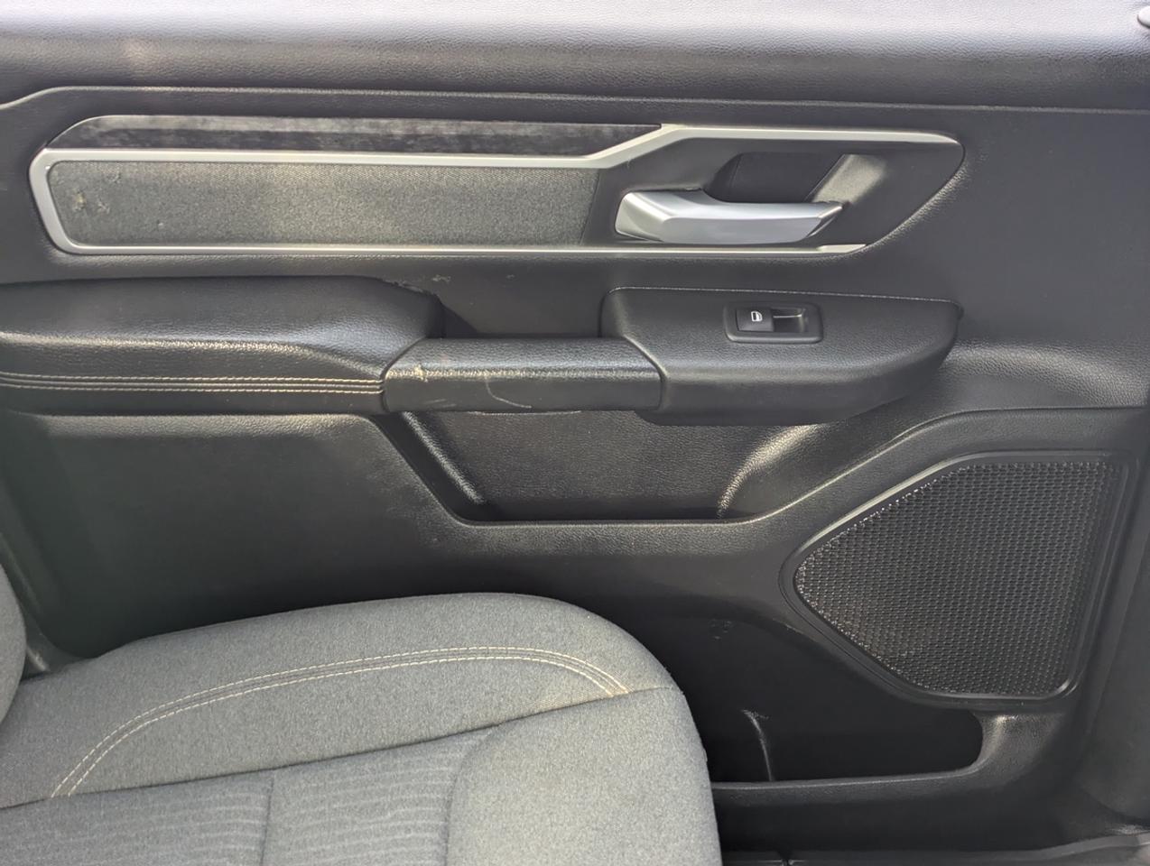 2021 RAM 1500 Big Horn/Crew Cab/Auto4X4/Hemi Photo