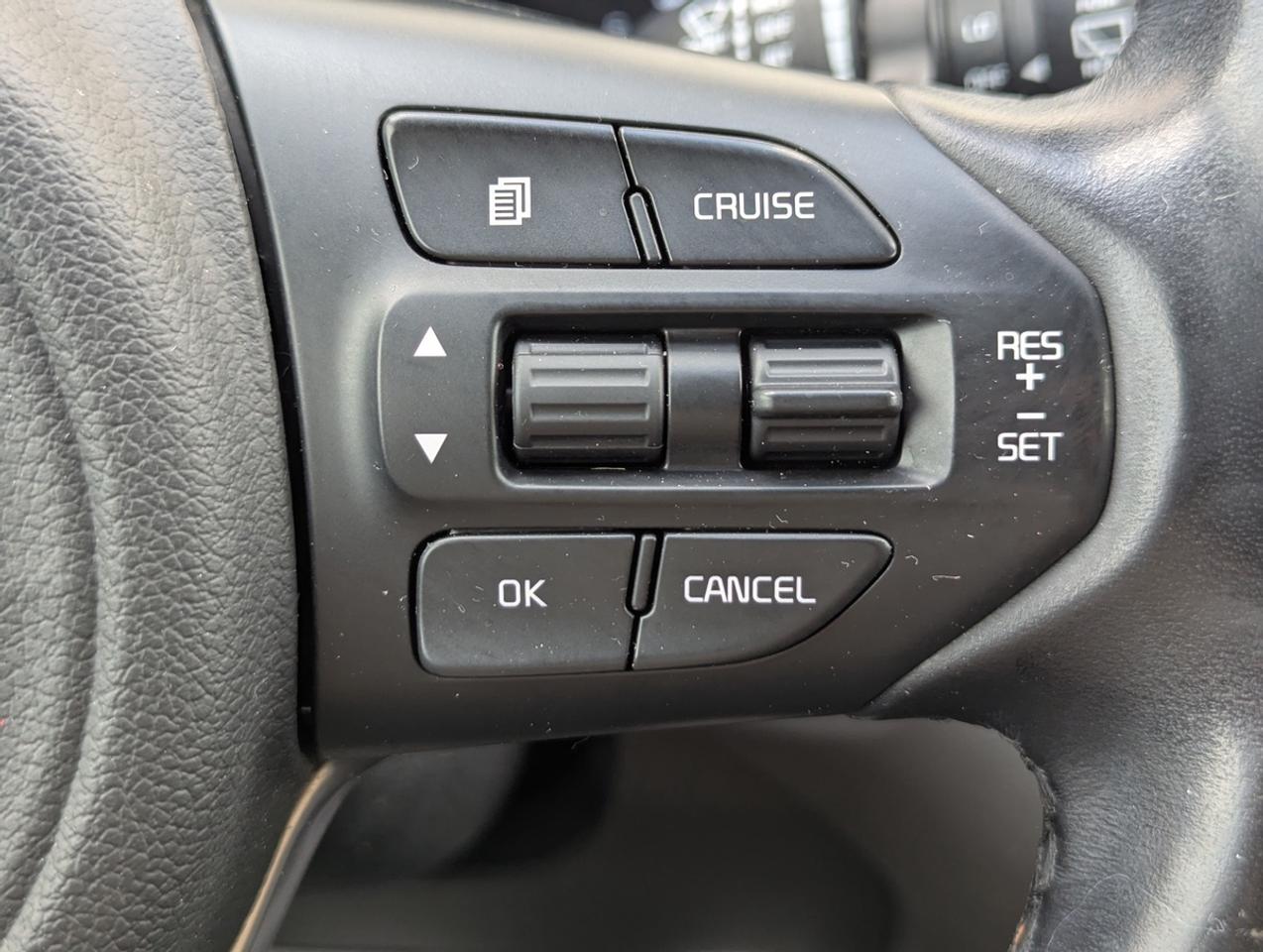 2016 Kia Sorento AWD 3.3L EX 7-Seater/BlindSpot/PanoRoof/BackUpCam Photo