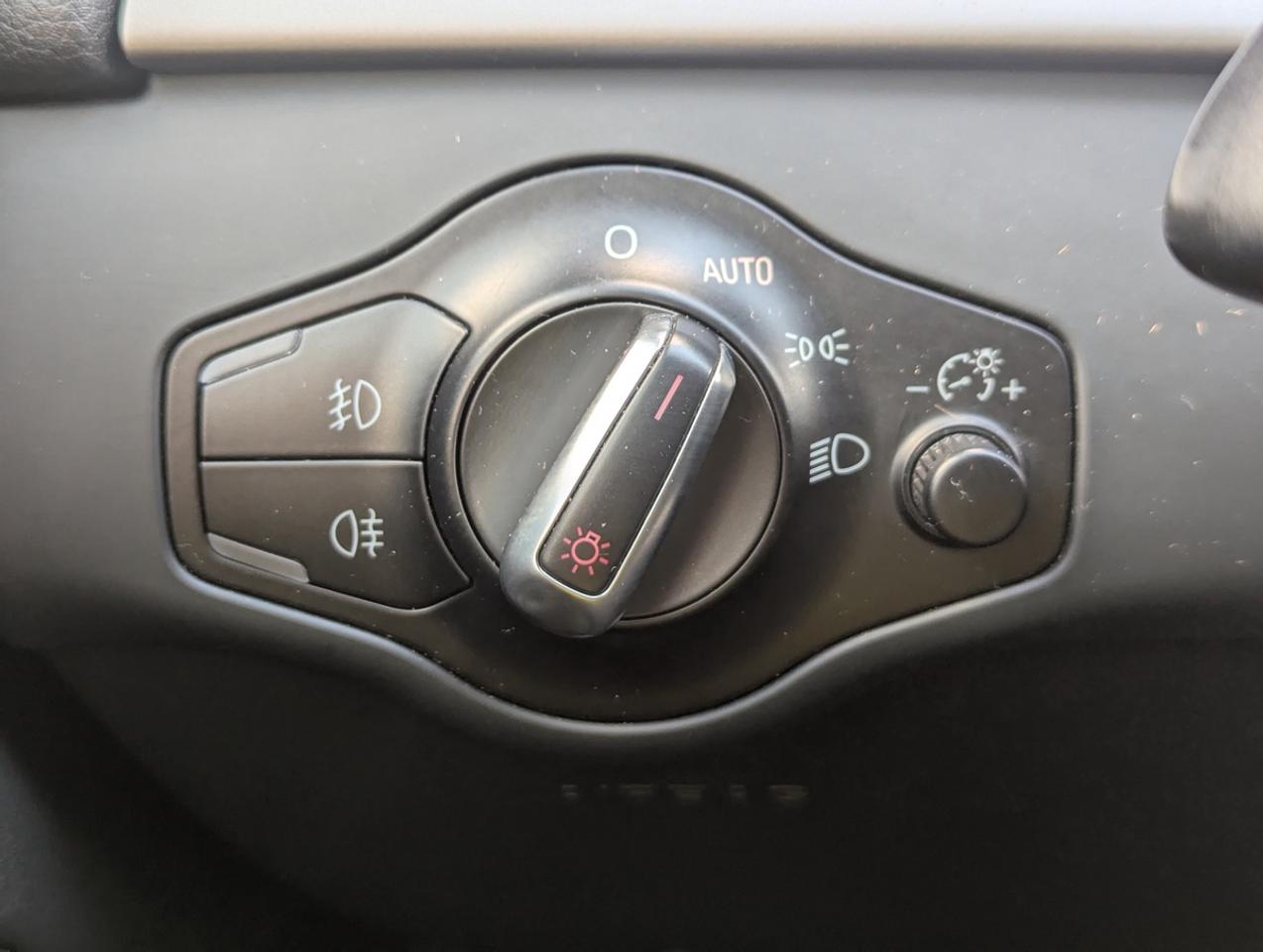2013 Audi A5 Technik/S-Line/Nav/BlindSpot Photo