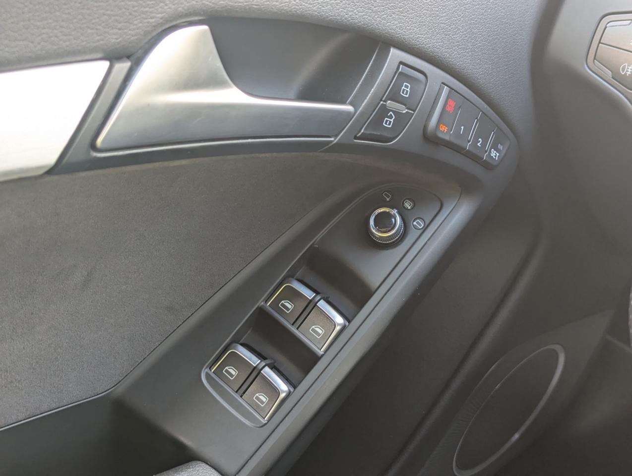 2013 Audi A5 Technik/S-Line/Nav/BlindSpot Photo