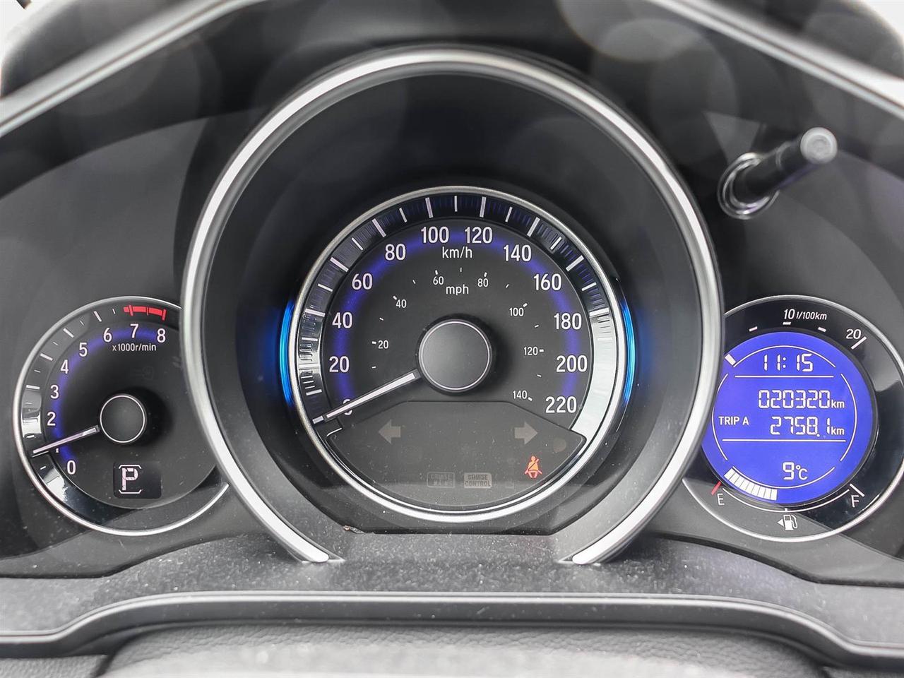 2016 Honda Fit EX-L   ONLY 20,000 KMS!! Photo