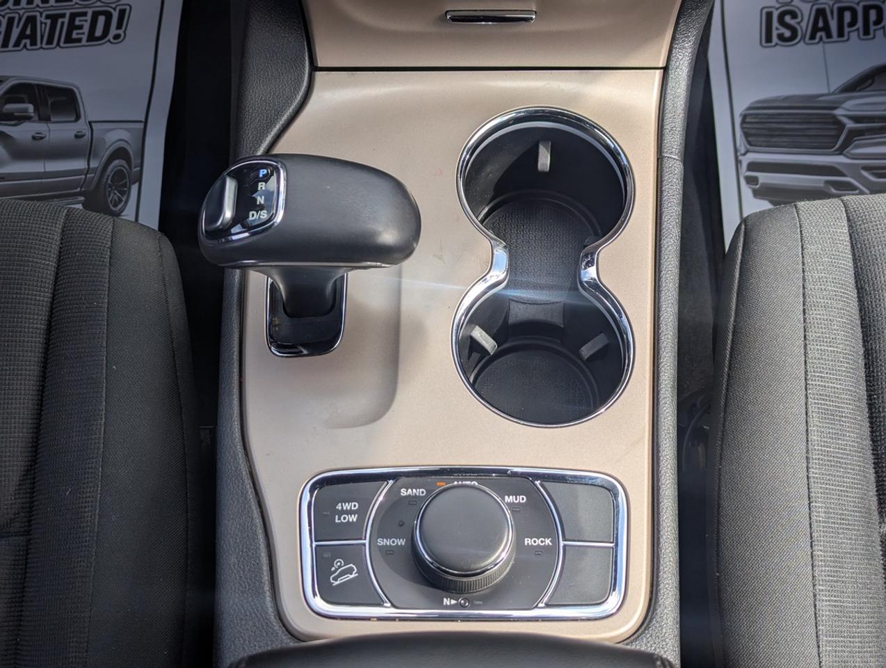 2015 Jeep Grand Cherokee Laredo/4WD/Selec-Terrain Photo