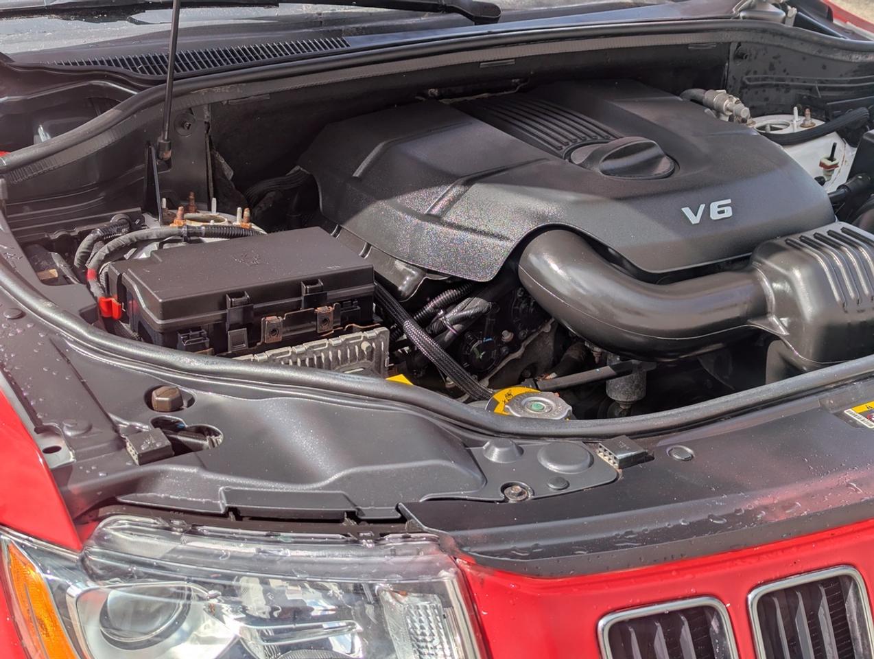 2015 Jeep Grand Cherokee Laredo/4WD/Selec-Terrain Photo