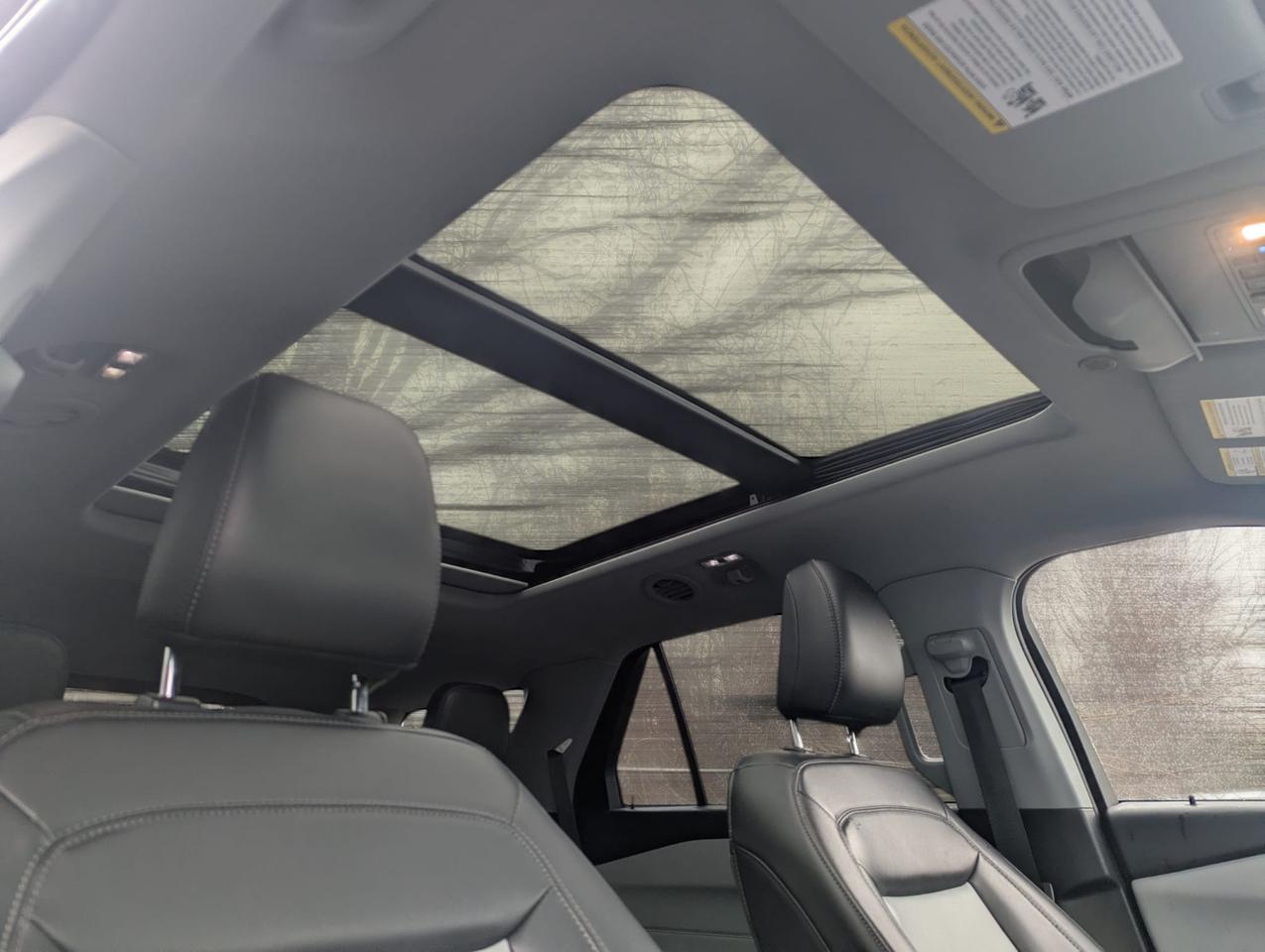 2022 Ford Explorer XLT/ACC/AWD/7Seats/Leather/Roof Photo