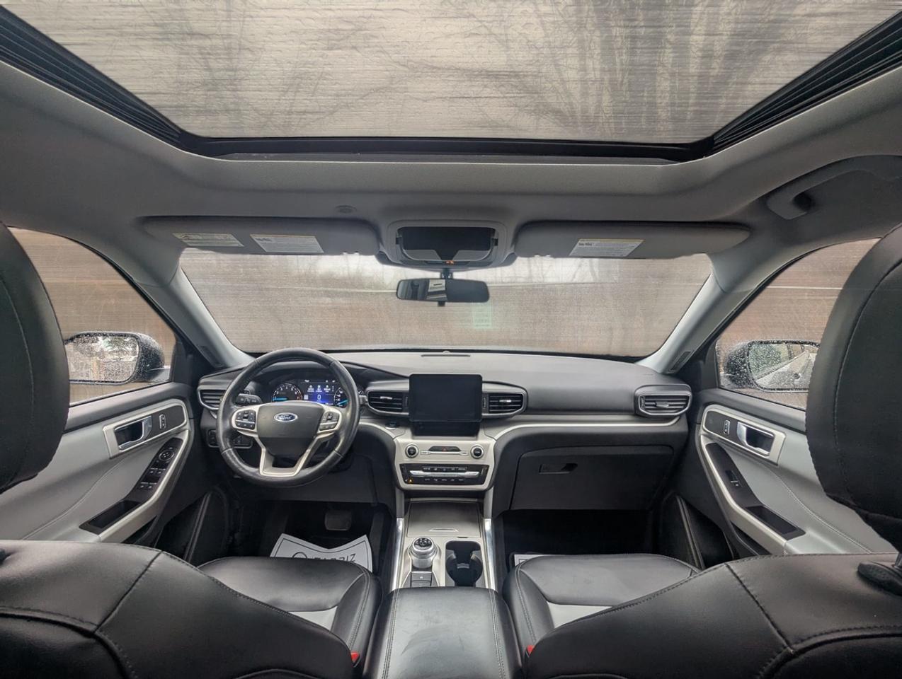 2022 Ford Explorer XLT/ACC/AWD/7Seats/Leather/Roof Photo