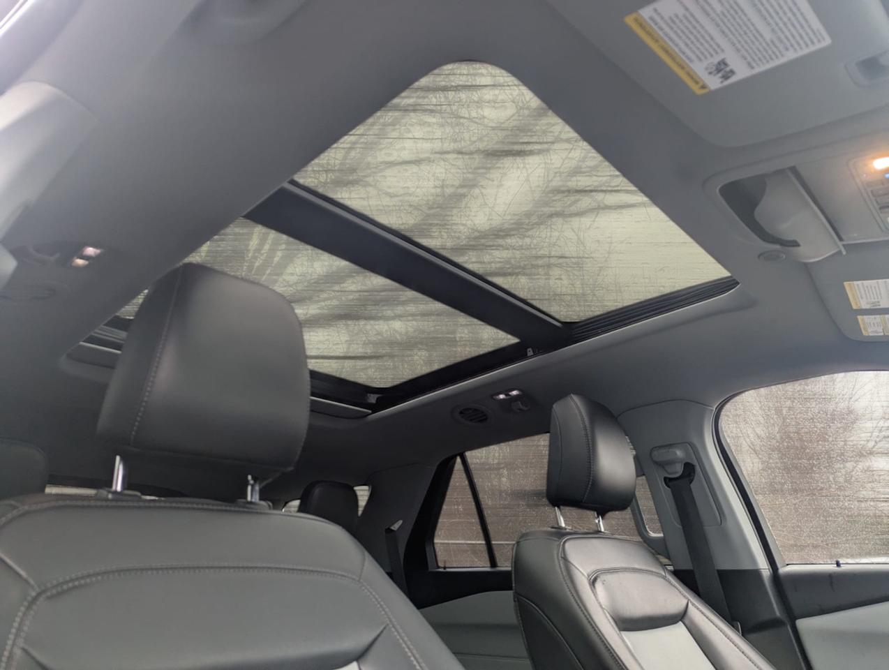 2022 Ford Explorer XLT/ACC/AWD/7Seats/Leather/Roof Photo