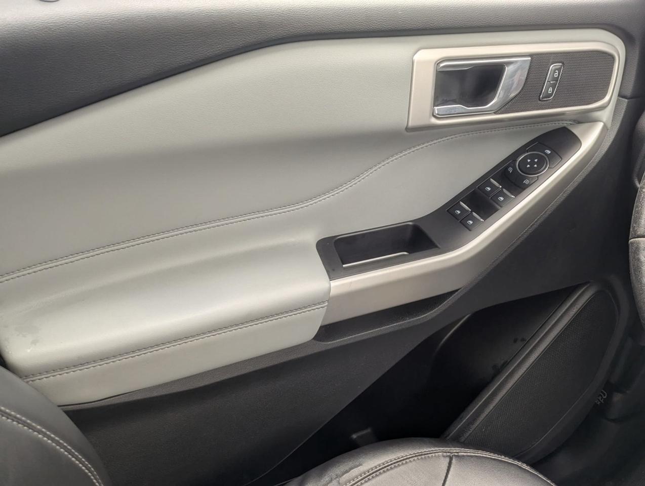 2022 Ford Explorer XLT/ACC/AWD/7Seats/Leather/Roof Photo