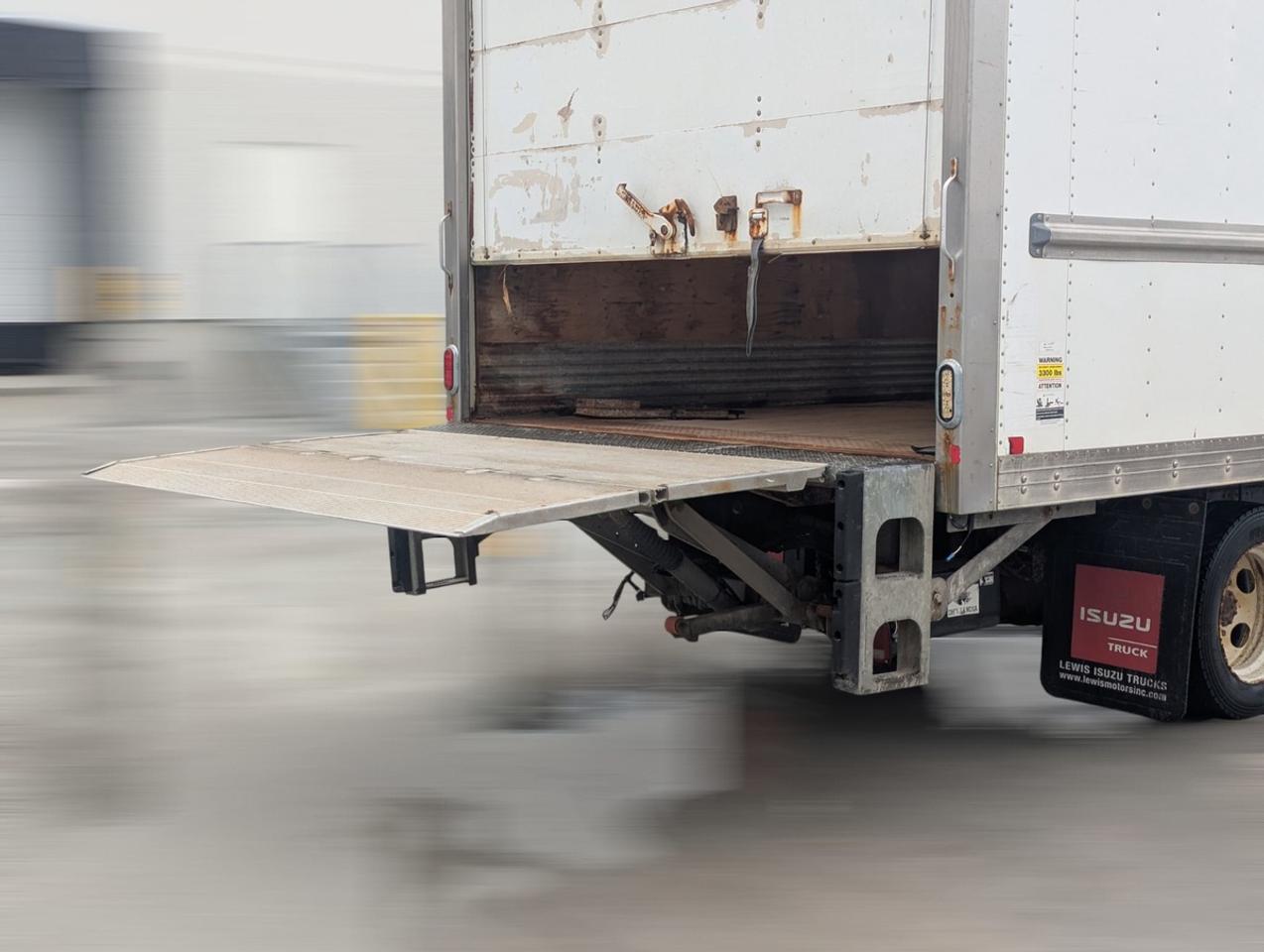 2018 Isuzu NQR 18Ft Photo
