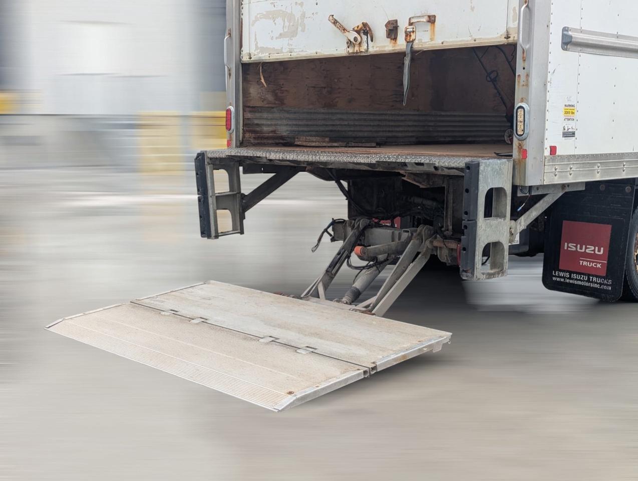 2018 Isuzu NQR 18Ft Photo