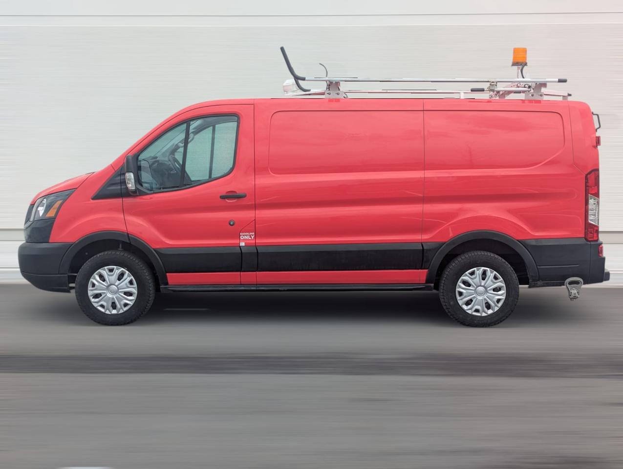 2019 Ford Transit T 250 Photo