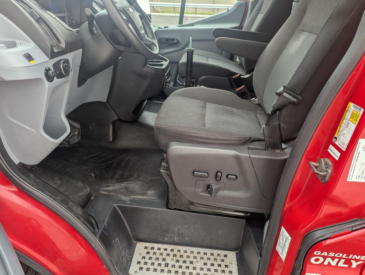 2019 Ford Transit T 250 Photo