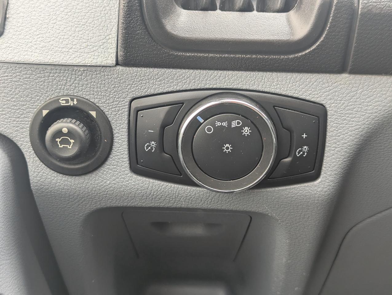 2019 Ford Transit T 250 Photo