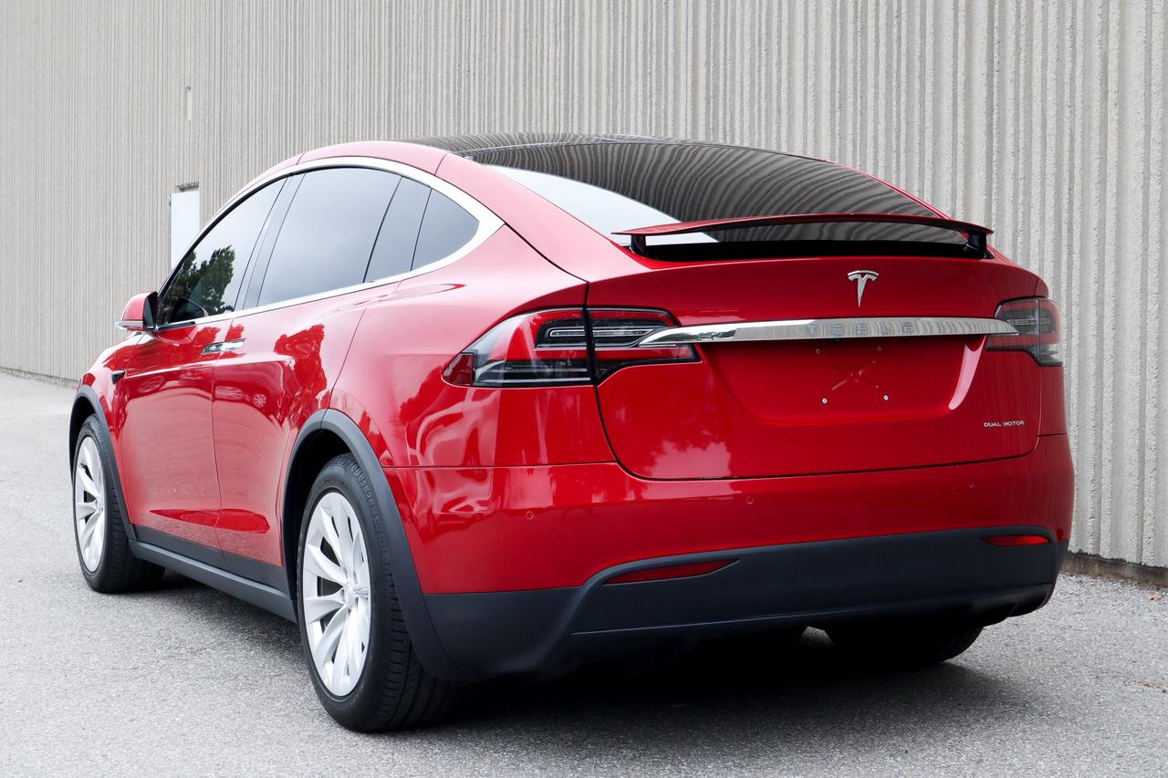 2021 Tesla Model X  Photo