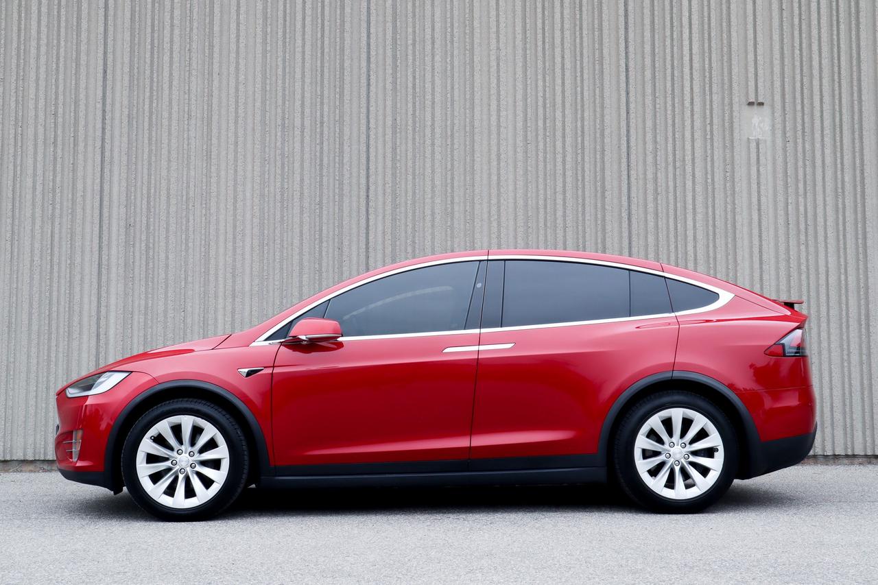 2021 Tesla Model X  Photo