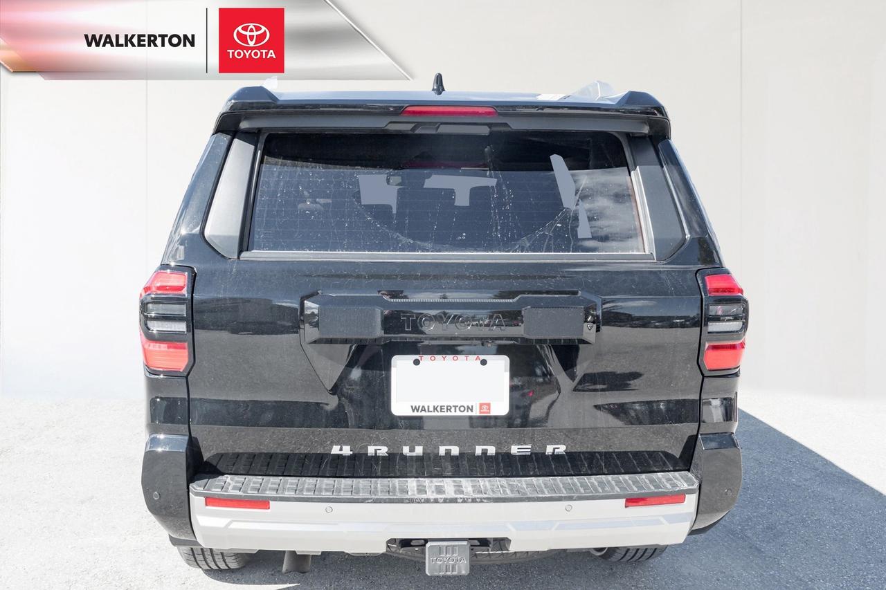2025 Toyota 4Runner Base 4dr 4x4 Photo3