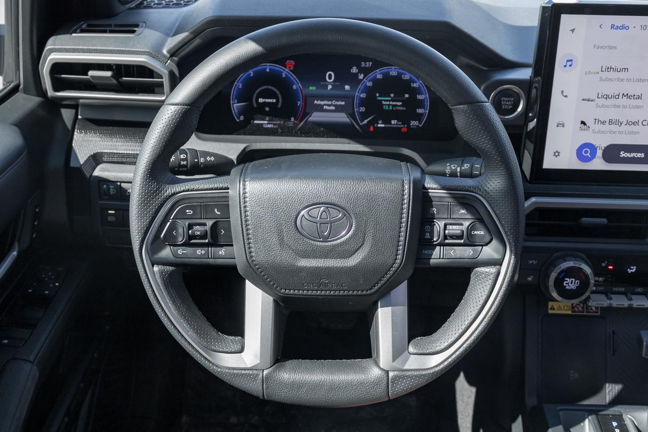 2025 Toyota 4Runner Base 4dr 4x4 Photo