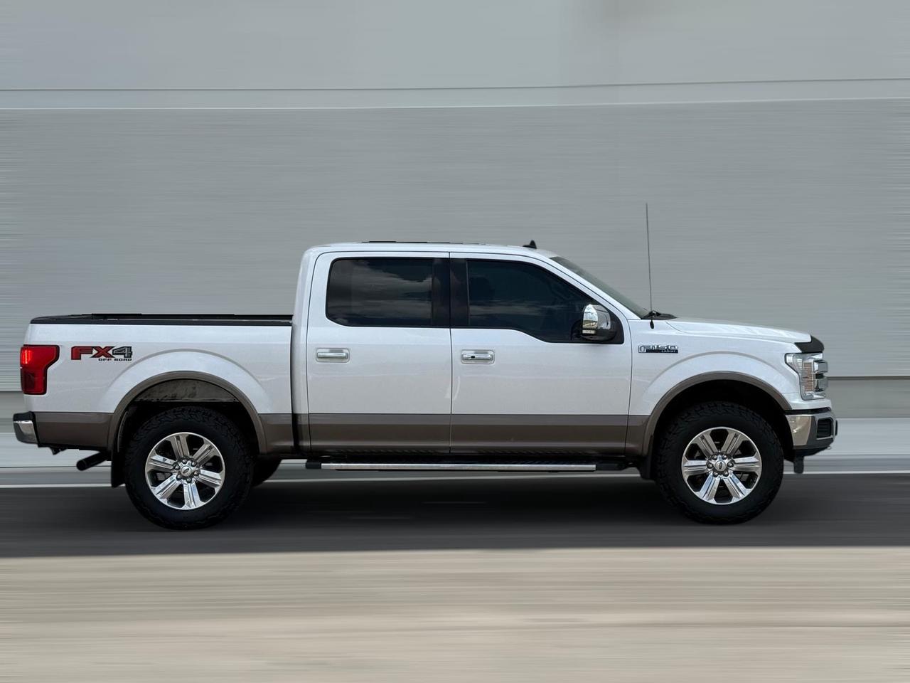 2019 Ford F-150 Lariat Photo